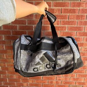 ADIDAS SMALL DUFFLE BAG